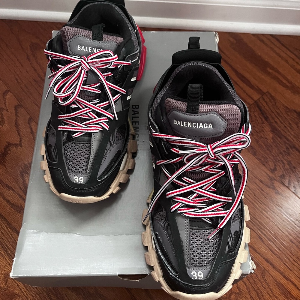 Balenciaga Track Sneakers - Picture 5 of 8